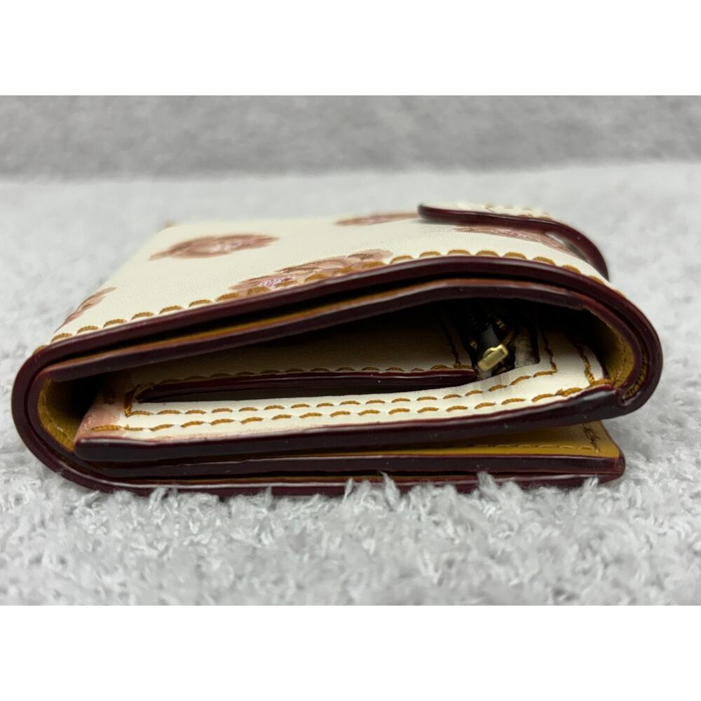 Coach Cream Leather Floral Small Flap Wallet D1880 #76946 - Picture 4 of 10